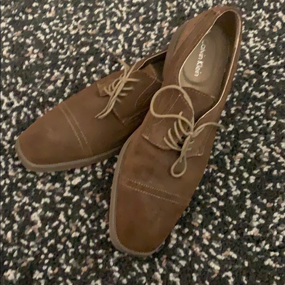 Calvin Klein brown suede dress shoe